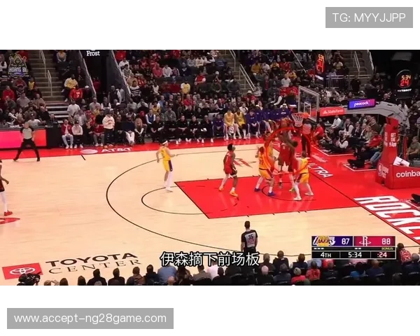 NBA赛场风云再起群星闪耀争夺季后赛席位格局愈发激烈精彩不断