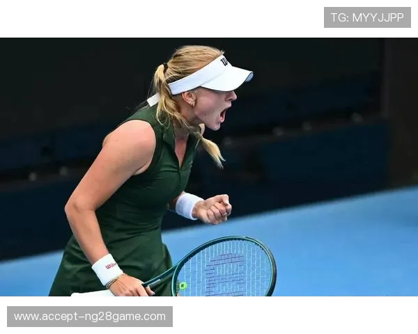 网球赛季新动向：顶尖选手冲击大满贯赛场精彩瞬间